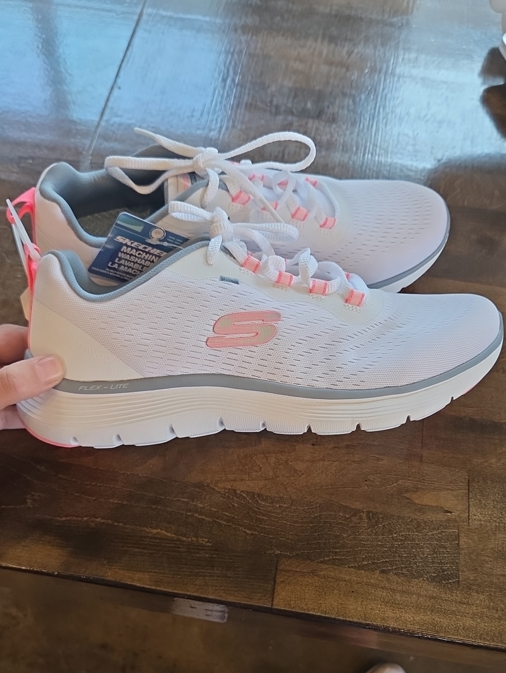 Skechers Size 10 Women's White Knit Sneakers with Pink Accents NEW